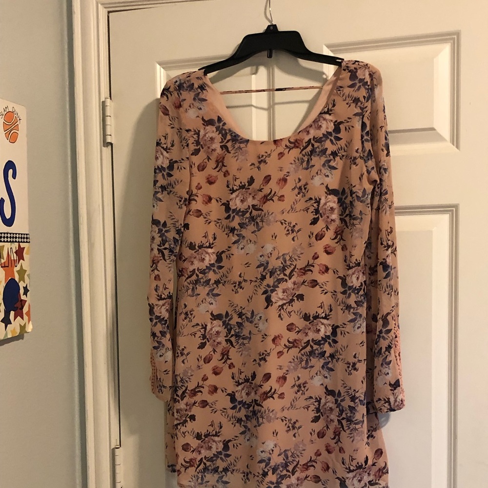 Beautiful dress for any occasion